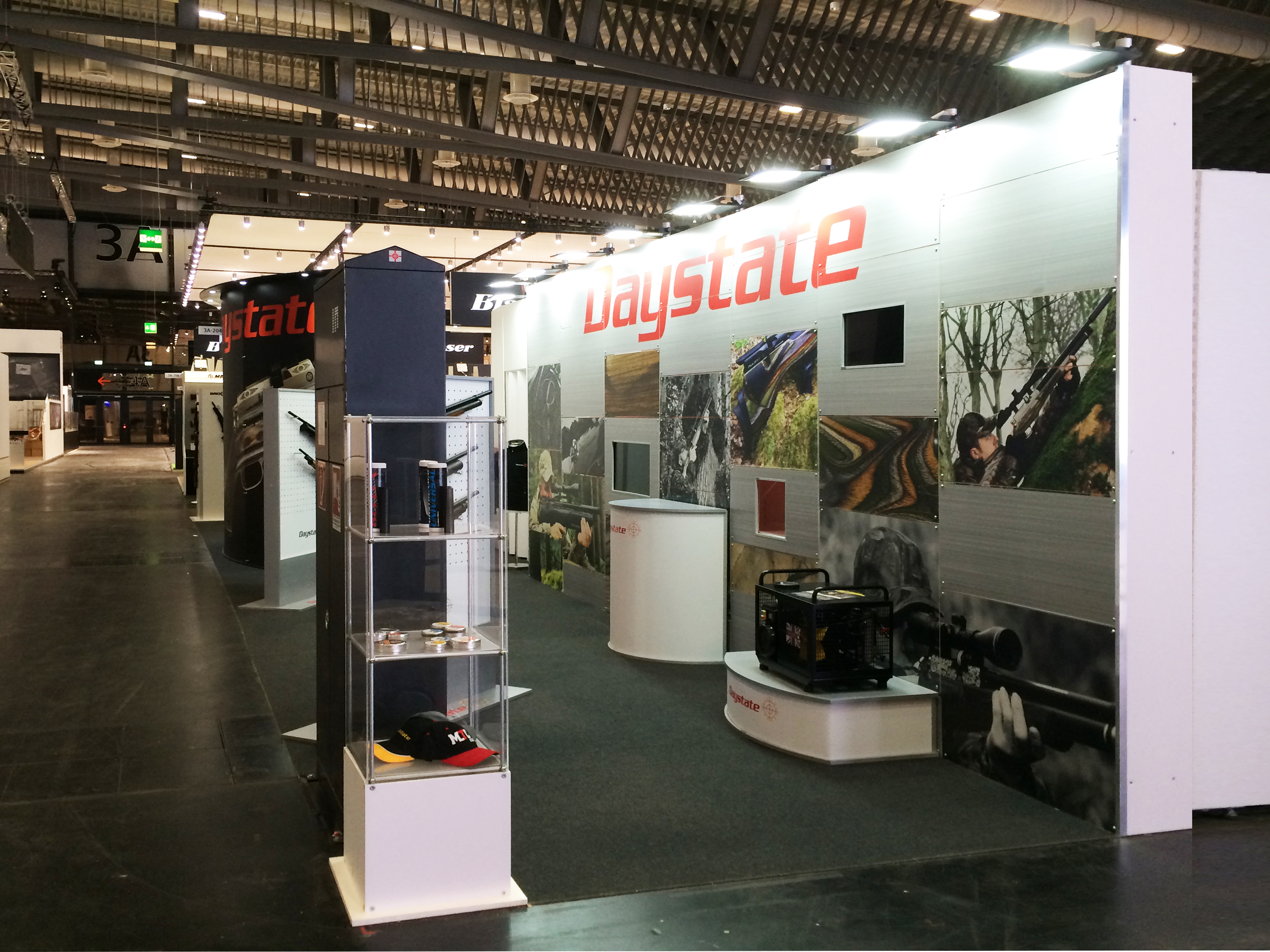 Оформление выставочного стенда Quadra Mono 11 Fastand accessori stand fiera