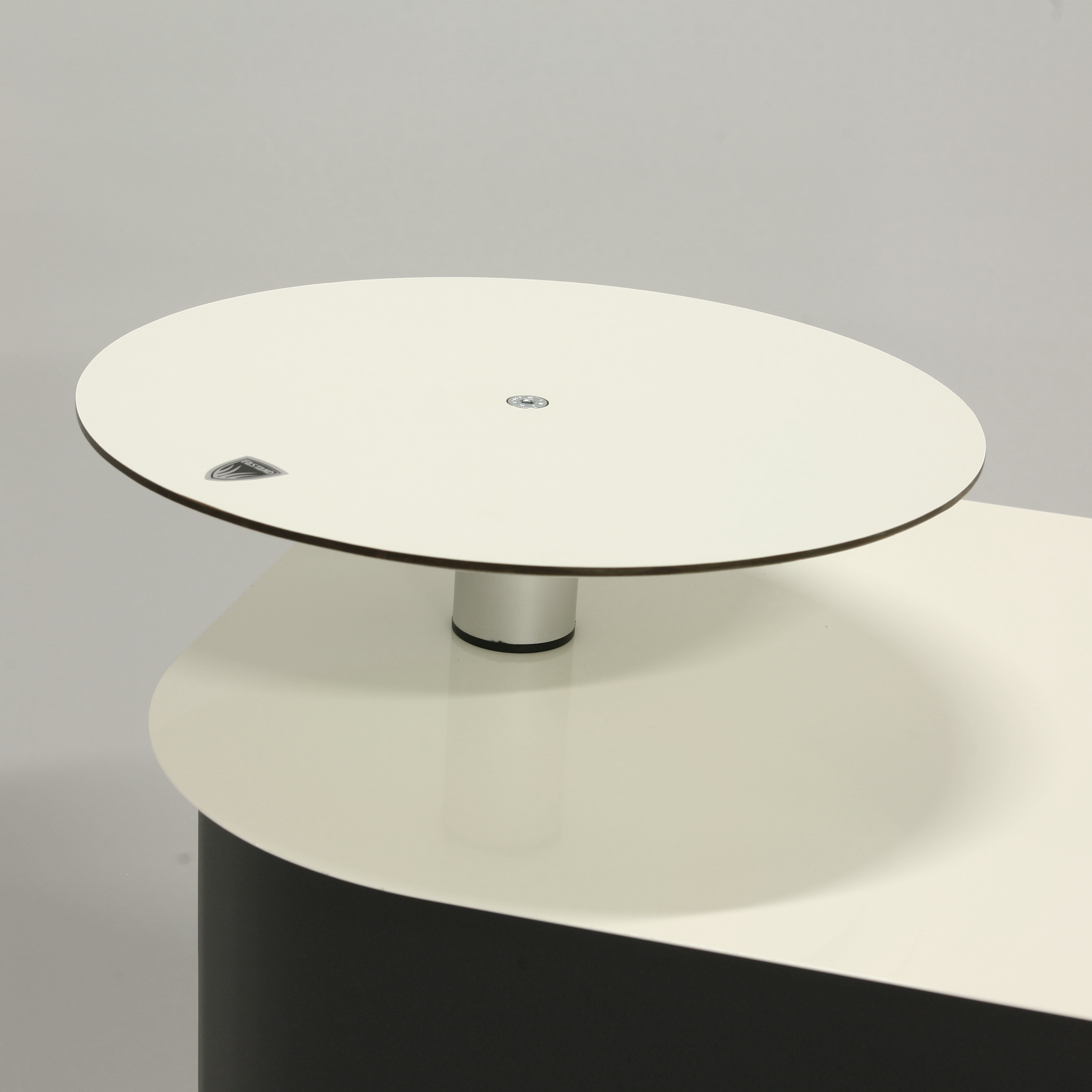 Аксессуар – поворотная полка