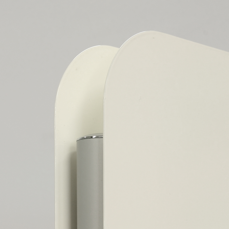 Отделка держателя постеров