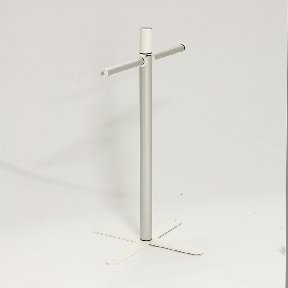 экспозитор для сумок и пакетов для выставки