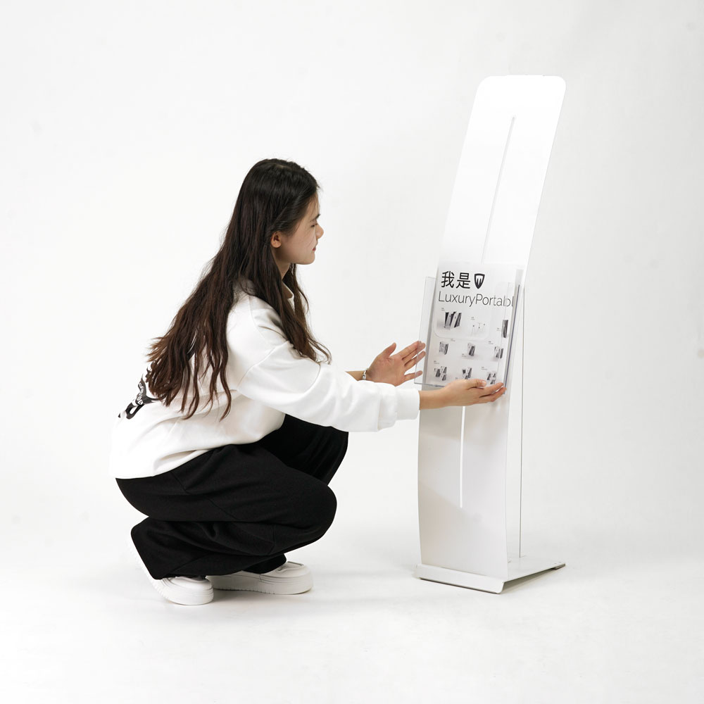 Зажим для изогнутого стойки.