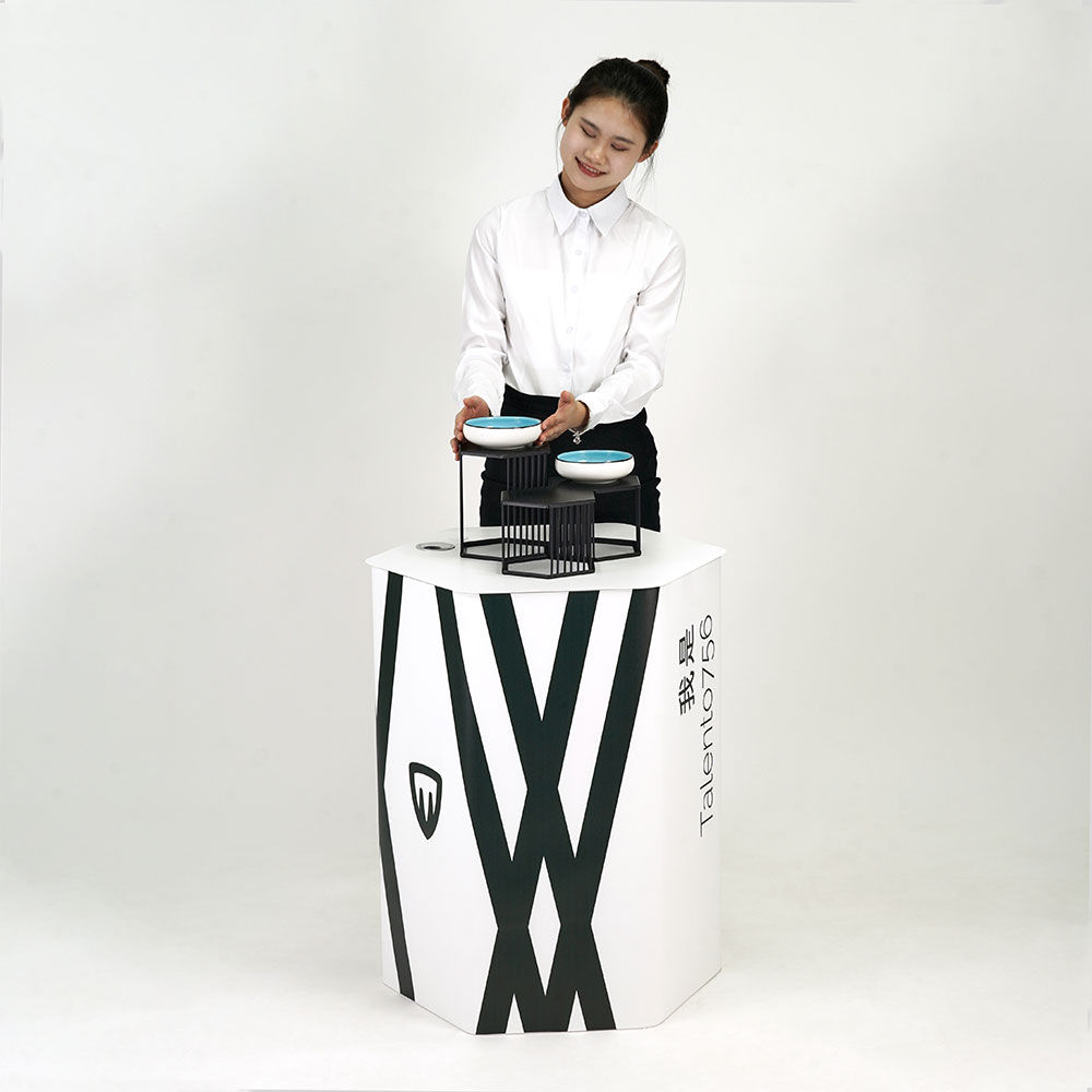 шестигранный стенд